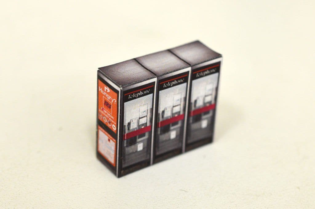 AX016-OO Modern UK Telephone Boxes Card Kit OO/4mm/1:76