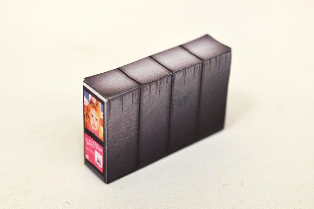 AX016-OO Modern UK Telephone Boxes Card Kit OO/4mm/1:76
