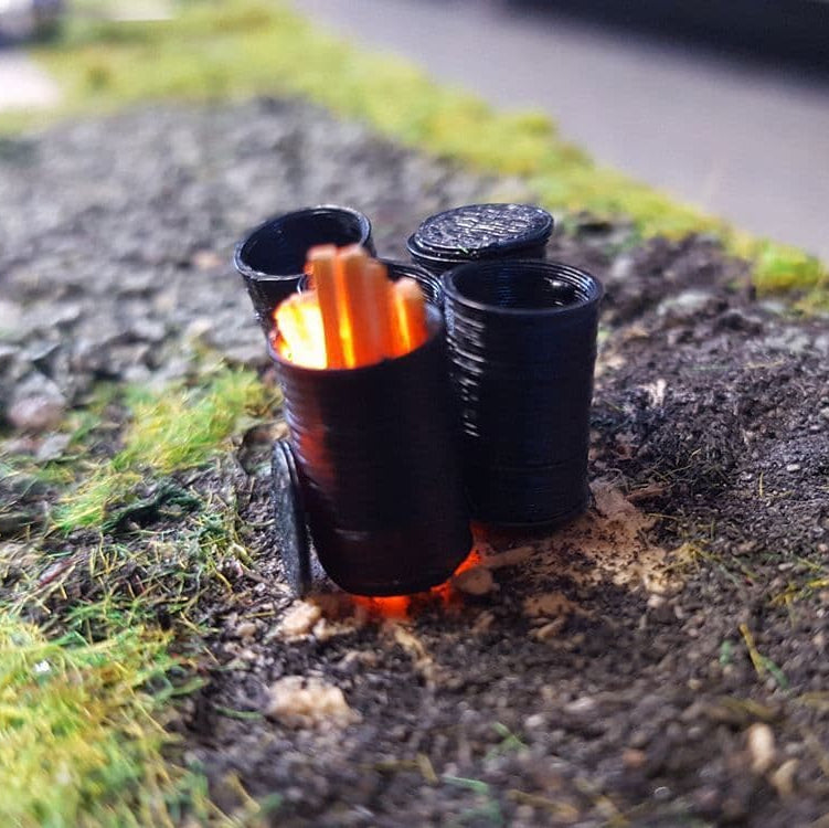 AX026-OO Barrel Fire/Incinerator With Flickering LED Illumination OO/4mm/1:76