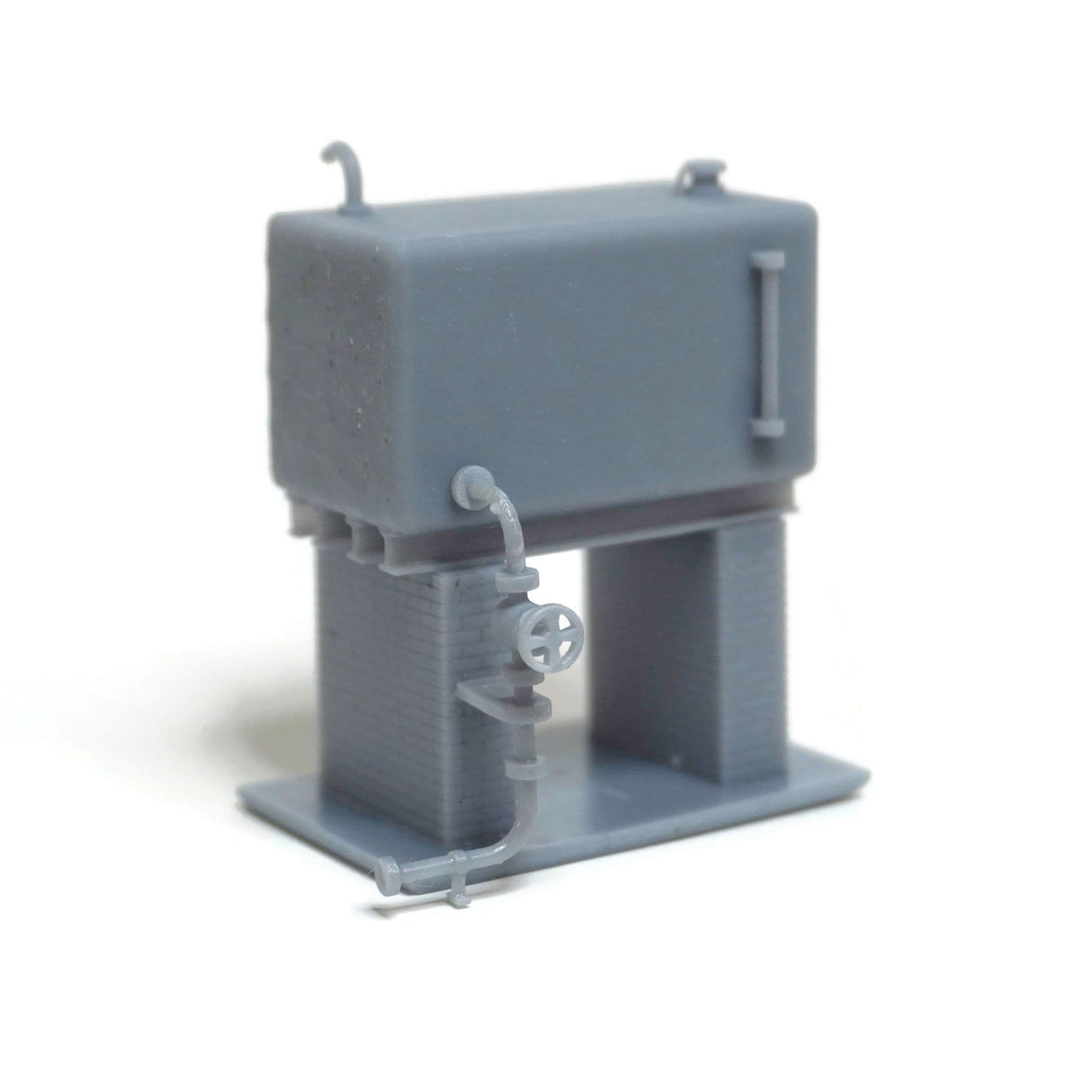 AX197-OO Oil / Fuel Tank On Brick Pillars - OO/4mm/1:76