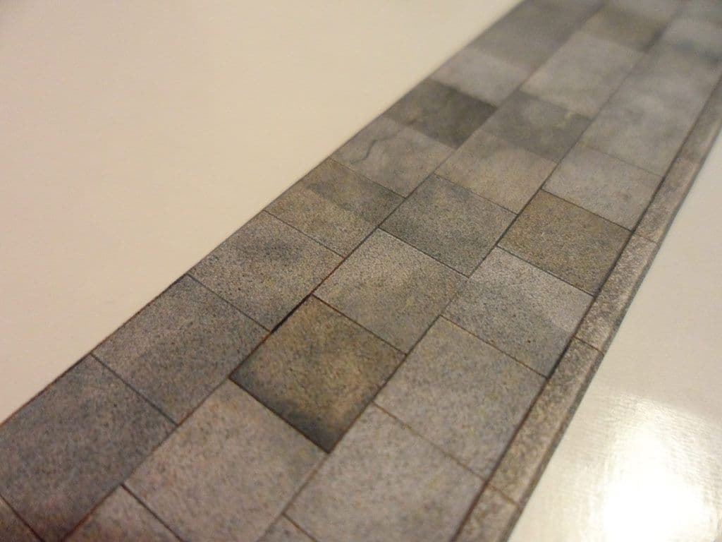 KX023-OO Light Grey Concrete Slabbed Pavement OO/4mm/1:76