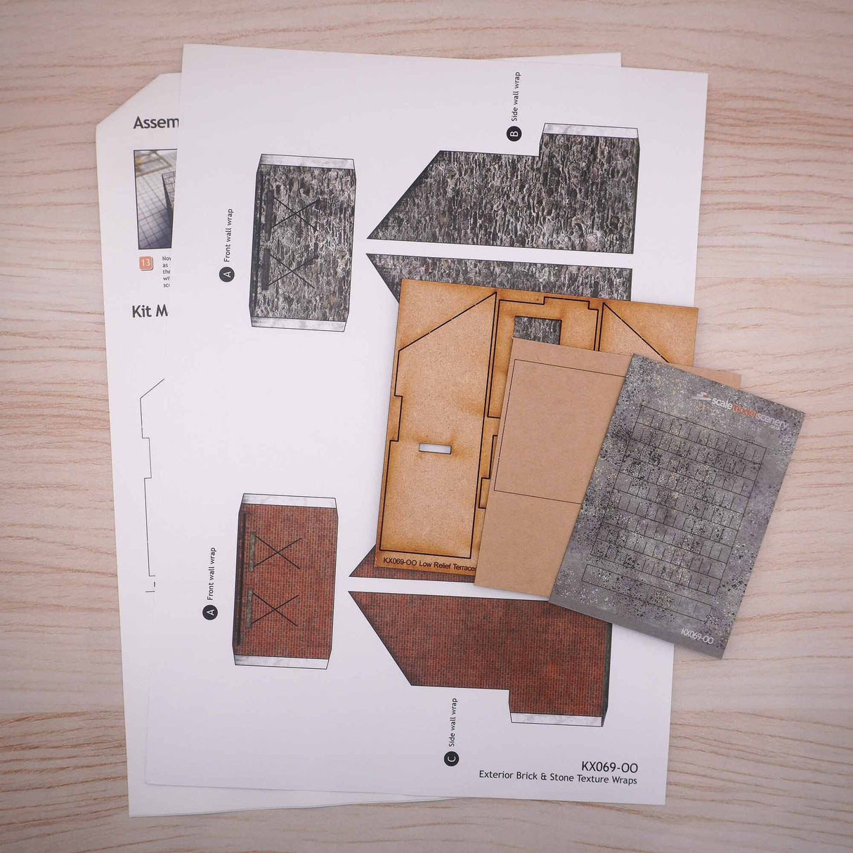 KX069-OO Low Relief Period Terraced Shop - OO/4mm/1:76