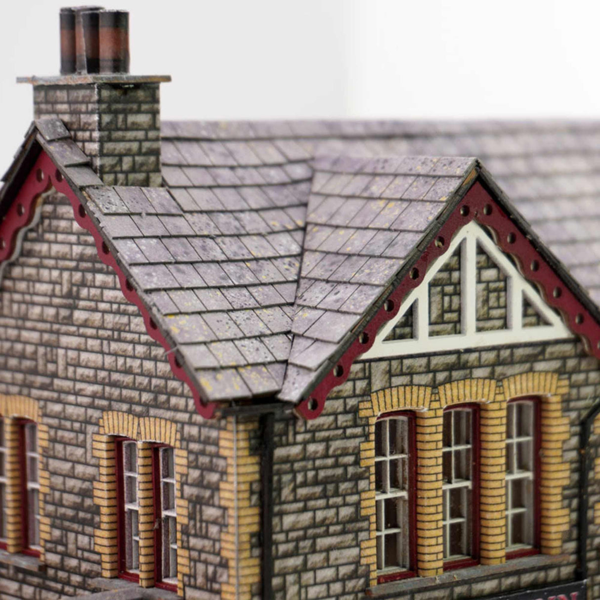 KX120-OO Victorian Ale House/Country Pub - OO/4mm/1:76