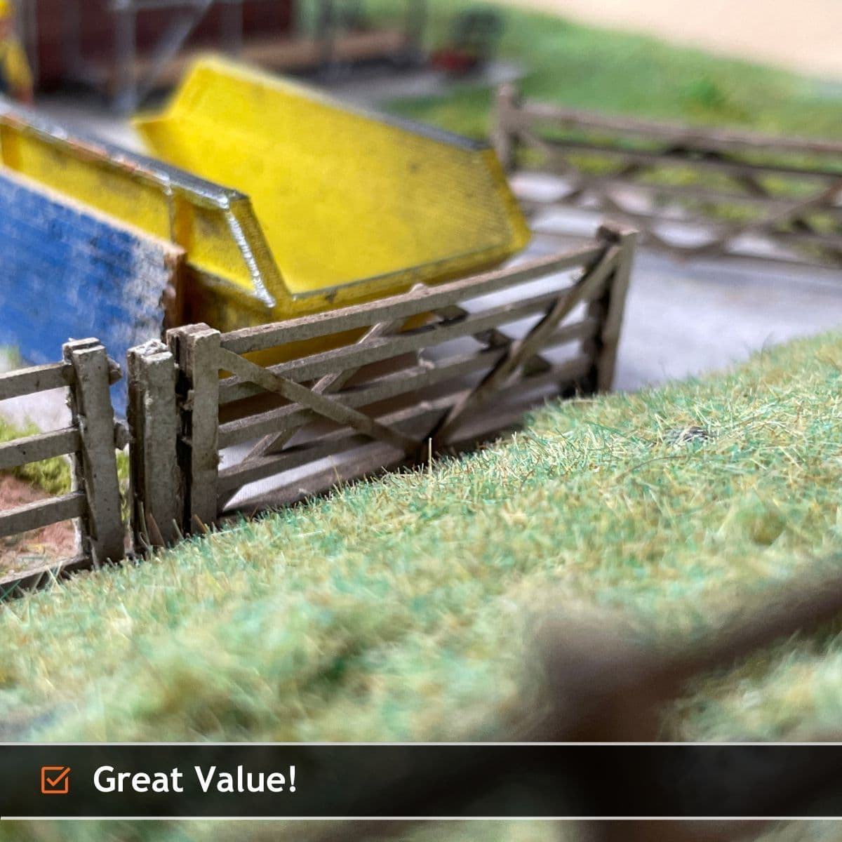 LX001-OO Laser Cut Five Bar Gates & Posts (Pack Of 3) OO/4mm/1:76