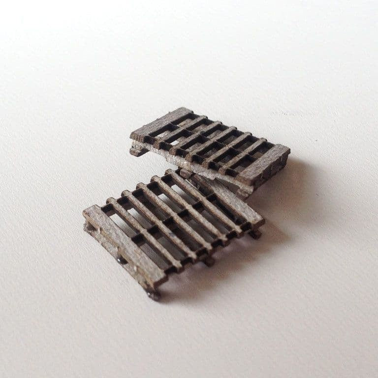 LX022-OO Laser Cut 4ft Pallets (Pack of 12) OO/4mm/1:76