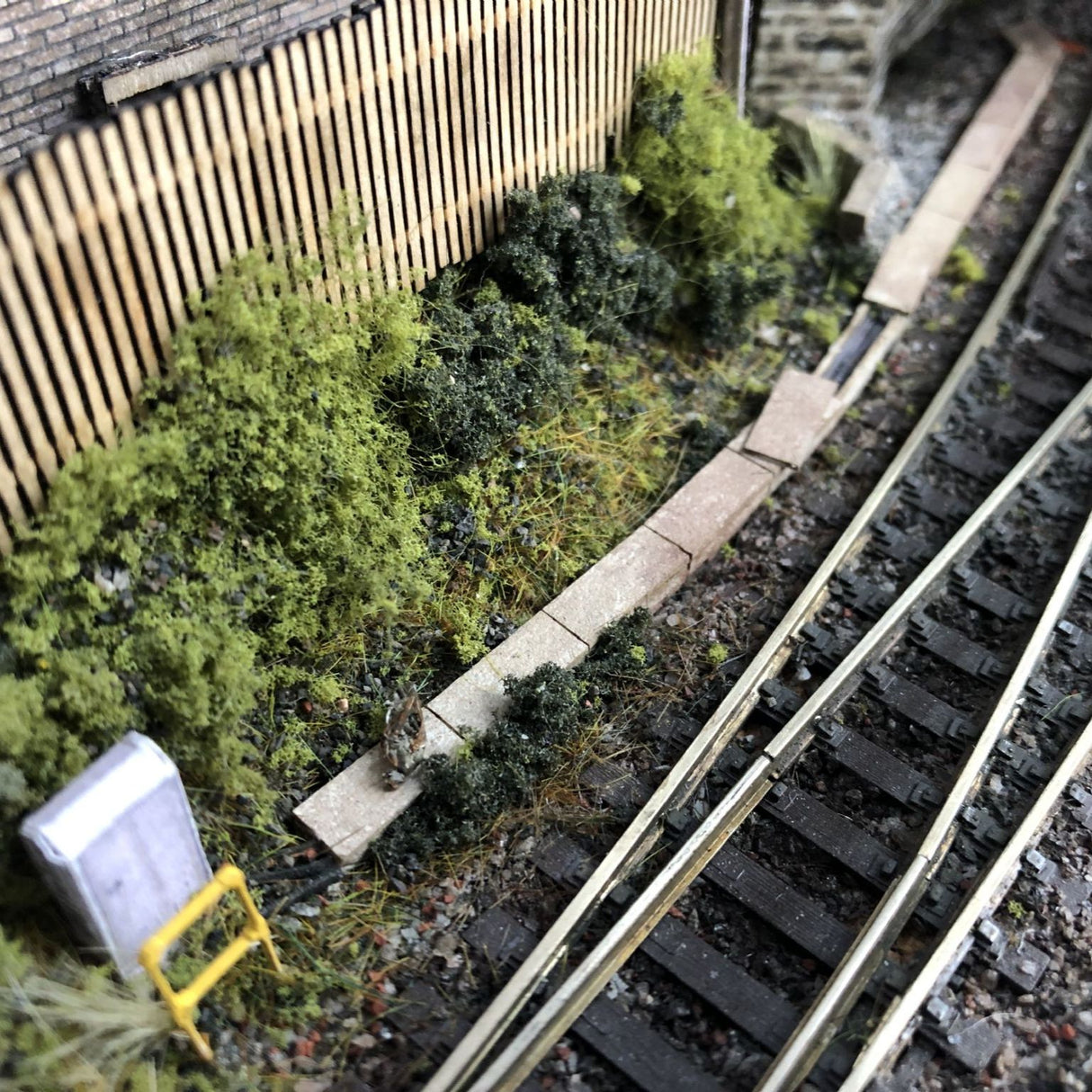 LX035-OO Laser Cut Concrete Lineside Trunking OO/4mm/1:76