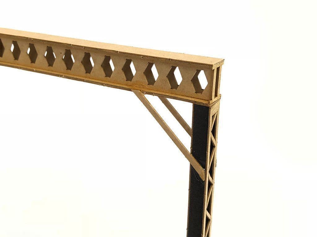 LX050-OO Laser Cut Lattice Catenary OHLE Masts (Pack B) OO/4mm/1:76