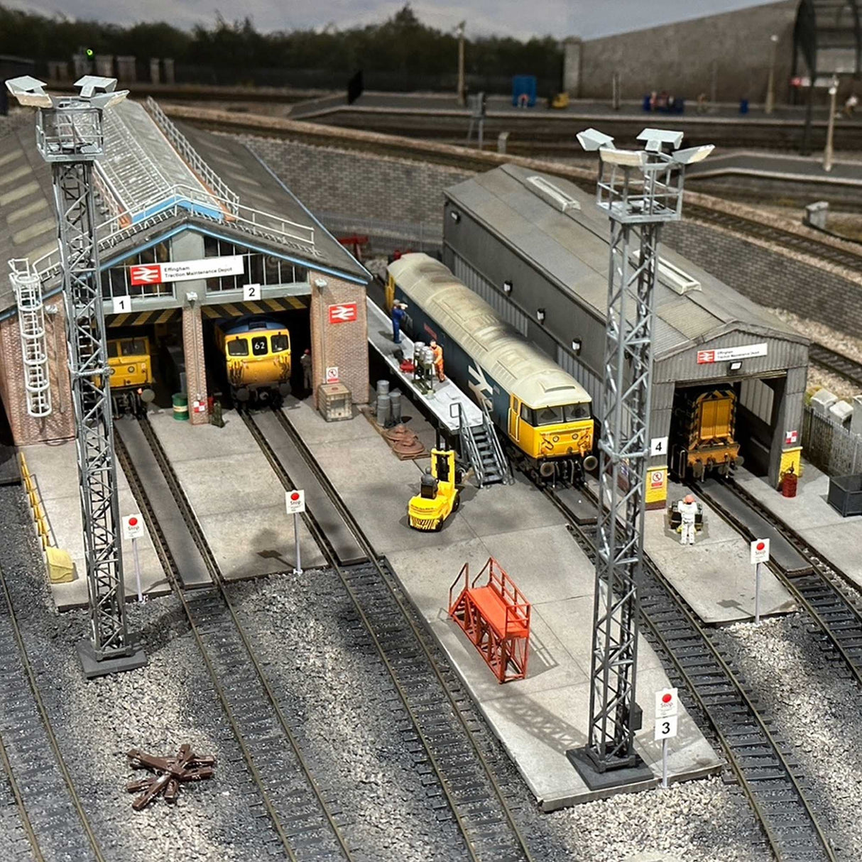 LX096-OO Concrete Hardstanding Kit OO/4mm/1:76