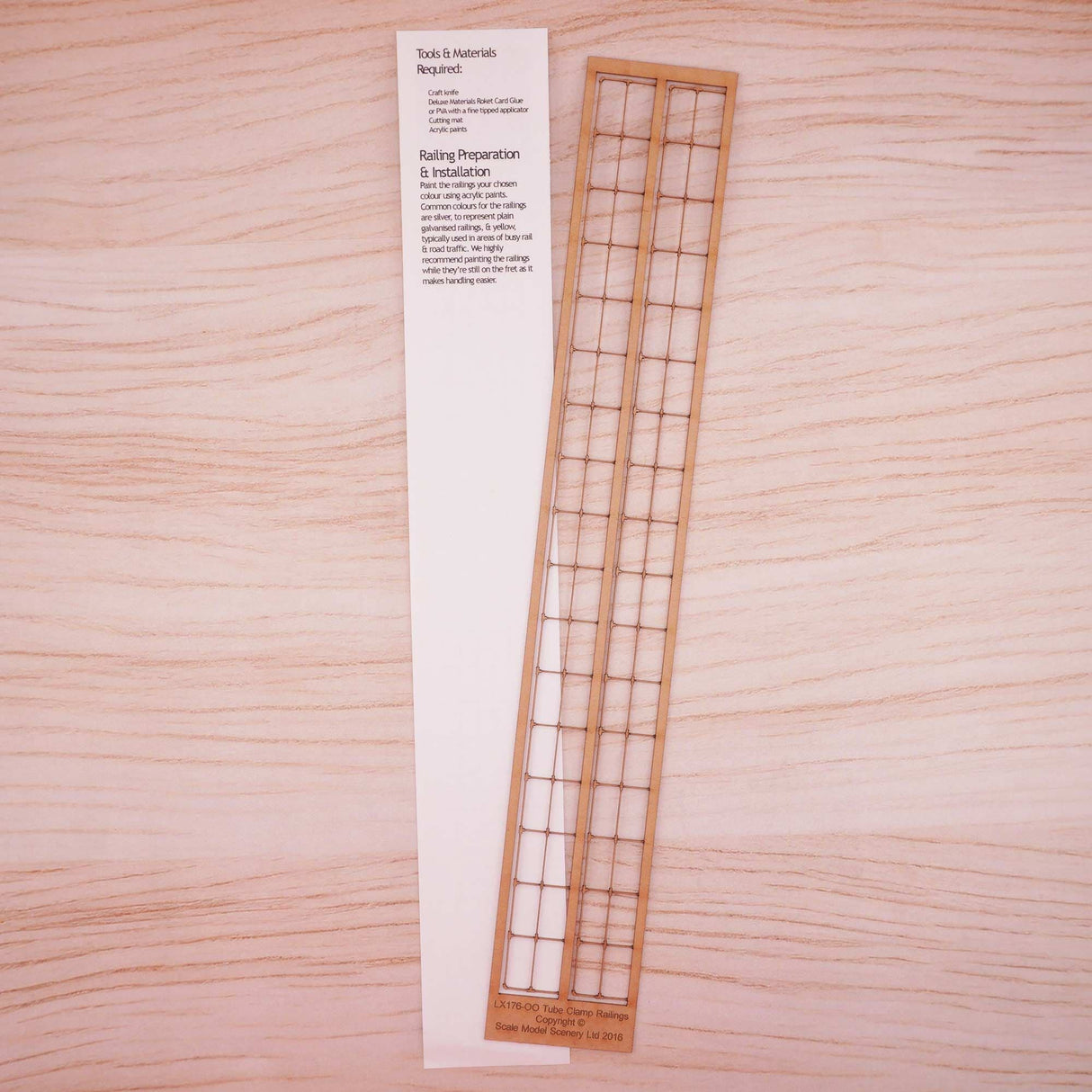 LX176-OO Laser Cut Tube Clamp Style Safety Railings (2 x 260mm) OO/4mm/1:76