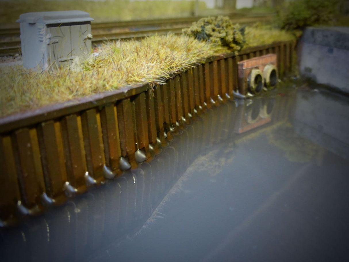 LX364-OO Dockside / Harbour Piling (54mm x 400mm) OO/4mm/1:76