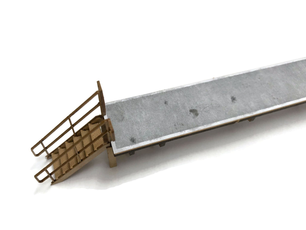 LX368-OO Locomotive Maintenance Platform (Concrete) - OO/4mm/1:76