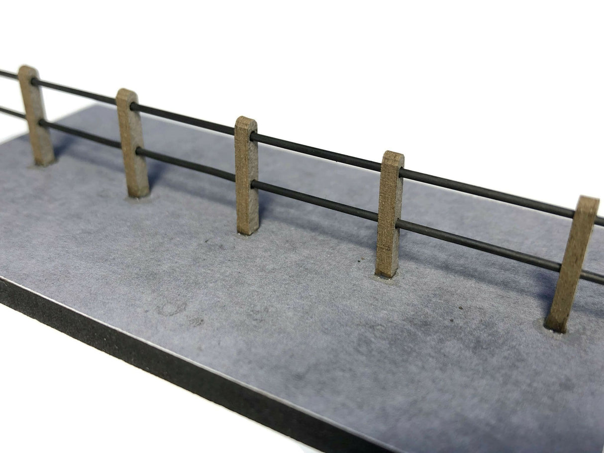 LX380-OO Concrete Barrel Rail Safety Fencing (Double Rail) - OO/4mm/1:76