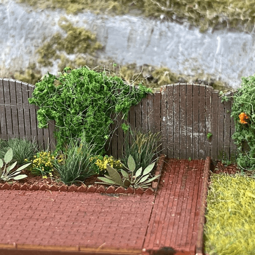 LX513-OO 5ft Arch Top Garden Fencing - OO/4mm/1:76