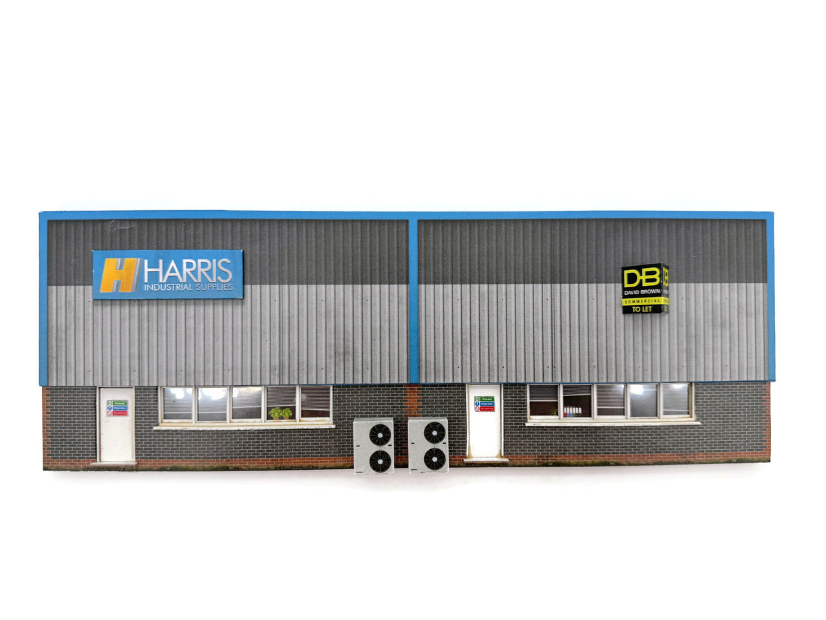 KX007-OO Low Relief Industrial Unit Side Wall #1 OO / 4mm / 1:76