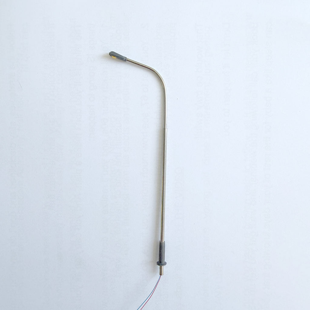 Modern Style LED Street Lamps - (Pack of 5) OO/1:76