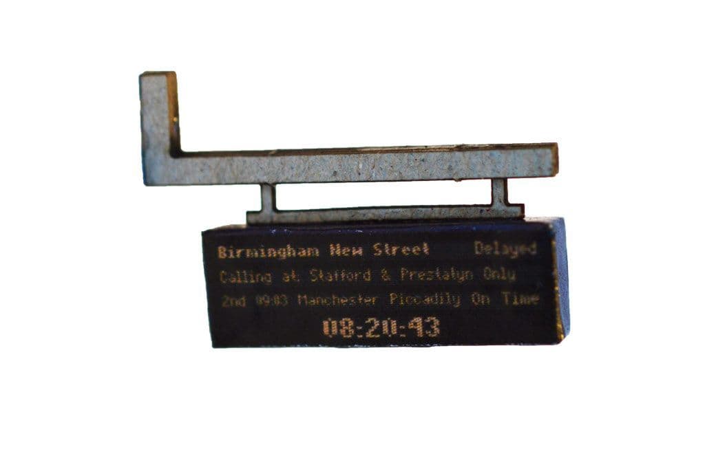 AX014-OO Next Train Indicators/Displays & Platform Clocks OO/4mm/1:76