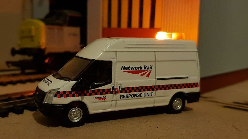 AX059-OO 3D Printed Large Orange Flashing LED Roof Beacon To Fit Oxford Diecast Etc OO/4mm/1:76