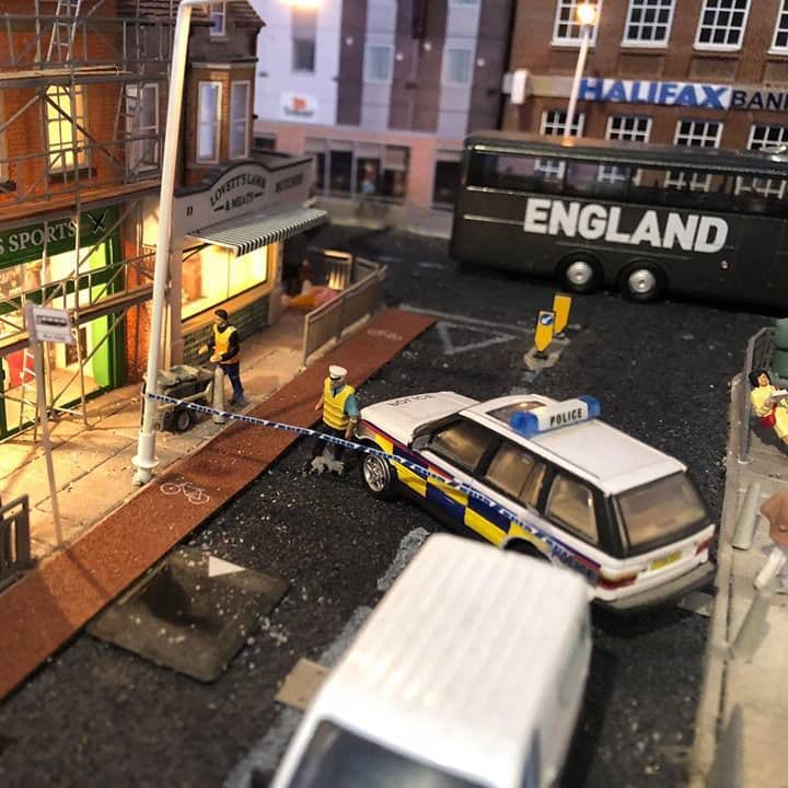 AX081-OO Police Line Do Not Cross Warning Tape (Pack of 60) OO/4mm/1:76