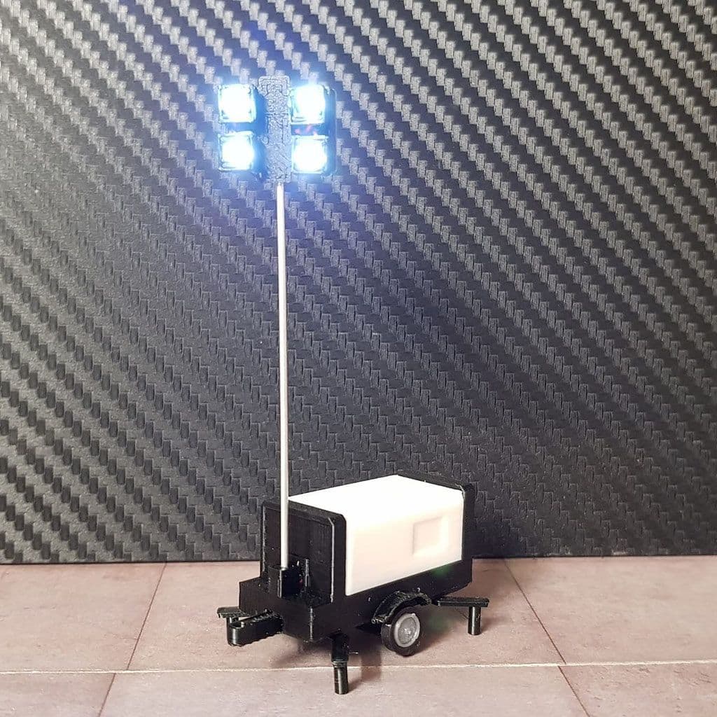 AX094-OO Mobile Lighting Tower With Working Illumination OO/4mm/1:76