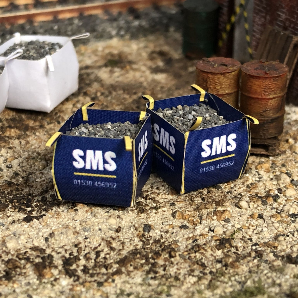 AX175-OO Blue & Yellow Bulk Bags / Tonne Bags (Pack of 10) - OO/4mm/1:76
