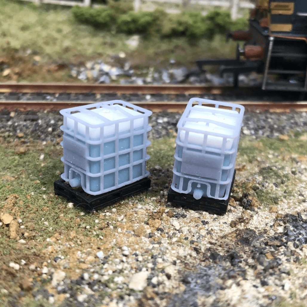 AX343-OO 640L IBC Tanks / Containers (Filled)  (Pack of 4) OO/4mm/1:76