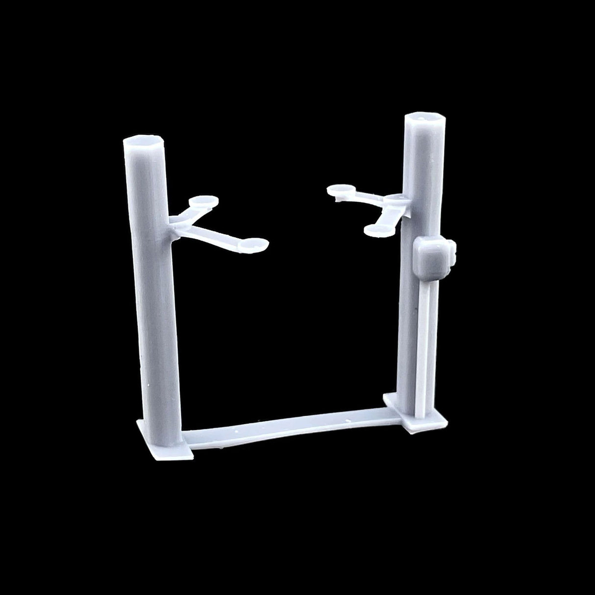 AX483-OO Two Post Vehicle Lifts (Pack of 2) OO/4mm/1:76