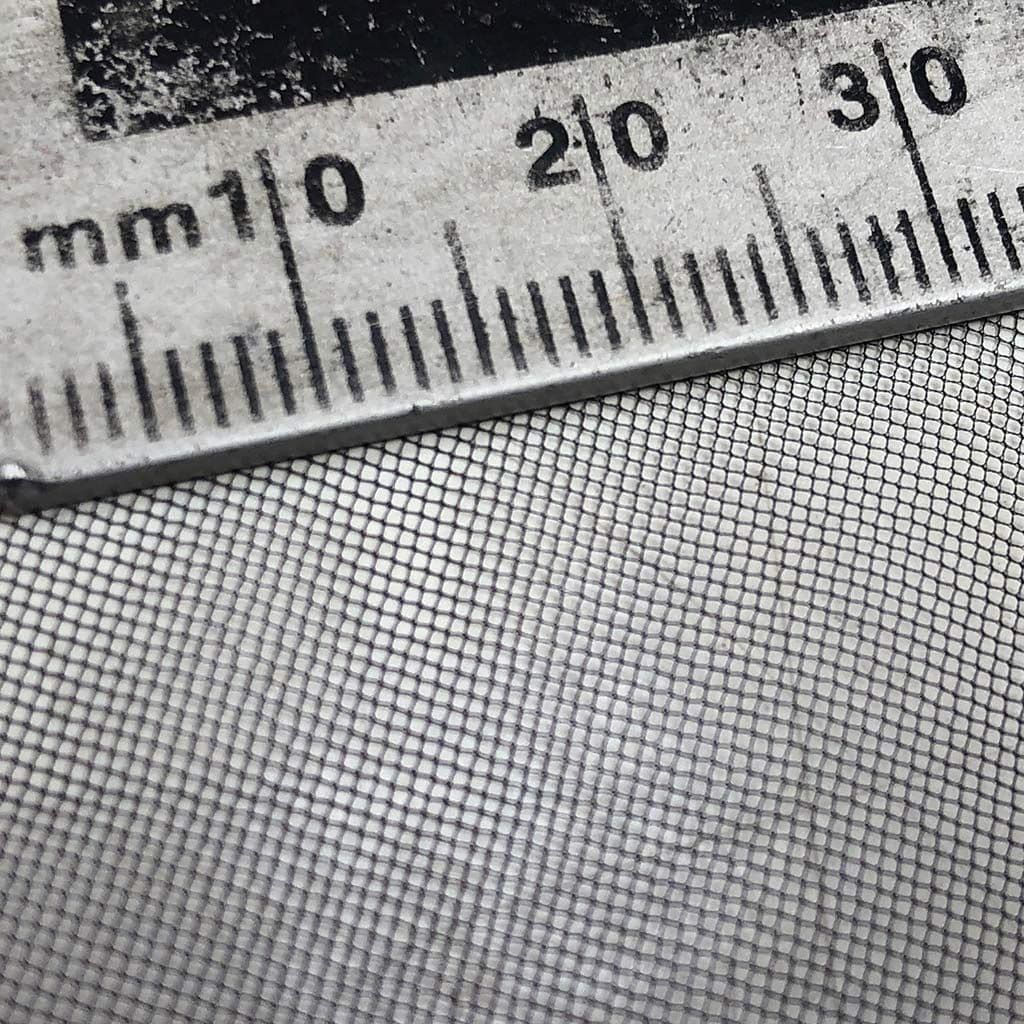CX007 Ultra Fine Black Mesh For Chain Link Fencing / Fishing Nets etc (0.5mm) For OO/N Gauge