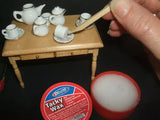Deluxe Materials AD-29 Tacky Wax Glue (28g)
