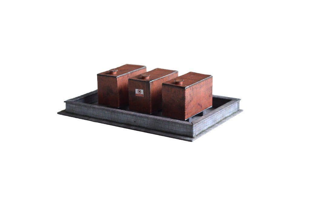 KX008-OO Oil/Fuel Tanks & Bund Wall OO/4mm/1:76