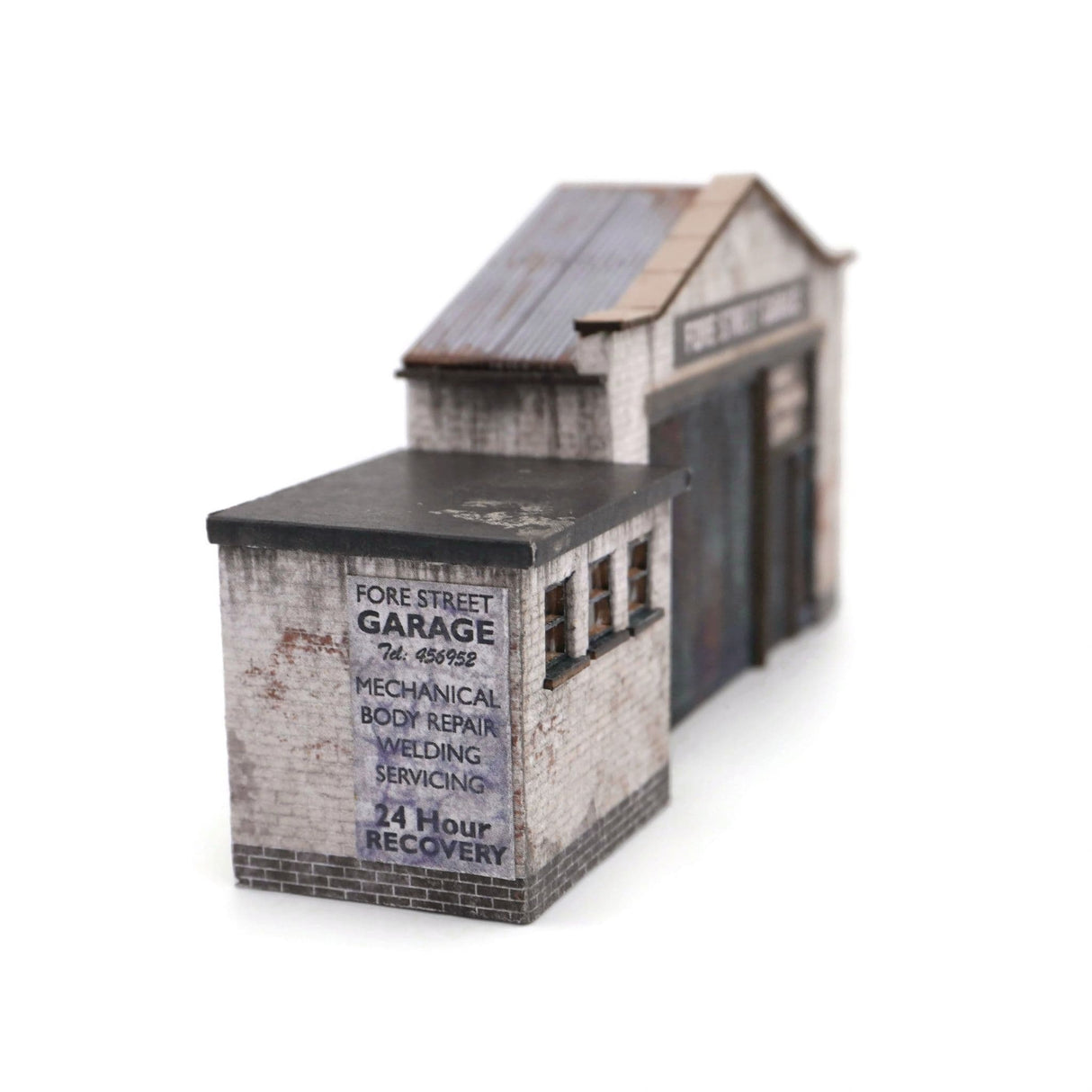 KX110-OO Fore Street Low Relief Garage - OO/4mm/1:76