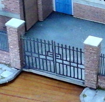 LX008-N Laser Cut 6ft Wrought Iron Gates (Pack of 5) N/2mm/1:148