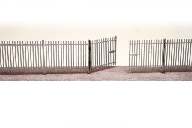 LX017-50 Laser Cut 2m Palisade Security Fencing & Gates 1:50