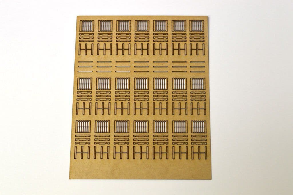 LX022-N Laser Cut 4ft Pallets (Pack of 12) N/2mm/1:148