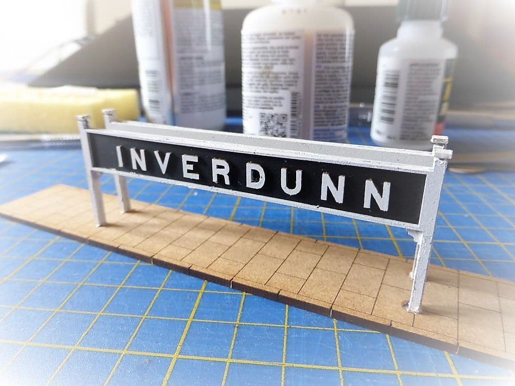 LX052-OO Laser Cut Station Signs/Running Boards (Pack of 2) OO/4mm/1:76