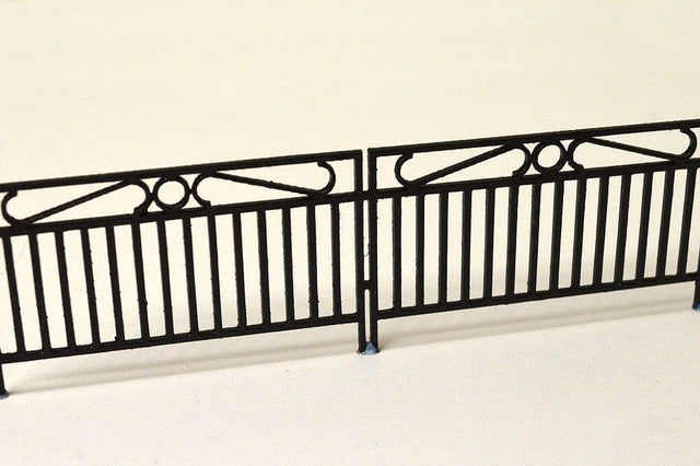 LX075-OO Laser Cut Decorative Wrought Iron Railings OO/4mm/1:76