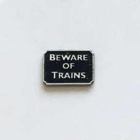 LX094-OO Laser Engraved Beware Of Trains Sign (Pack of 6) OO/4mm/1:76