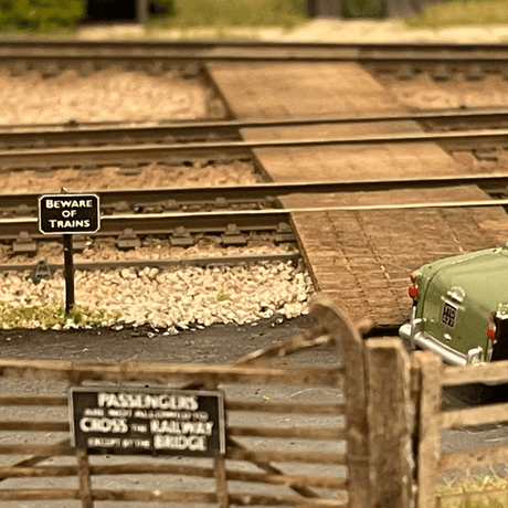 LX094-OO Laser Engraved Beware Of Trains Sign (Pack of 6) OO/4mm/1:76