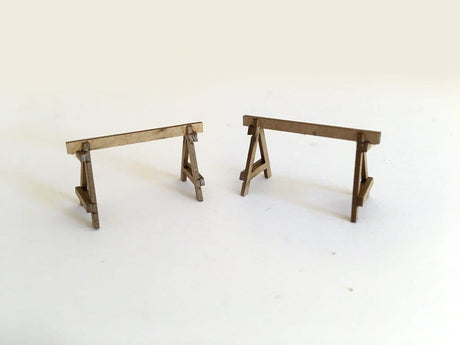 LX122-OO Wooden/Vintage Barriers (Pack of 15) OO/4mm/1:76