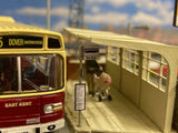 LX157-O 1960s/70's Modular Concrete Bus Shelters O/7mm/1:43