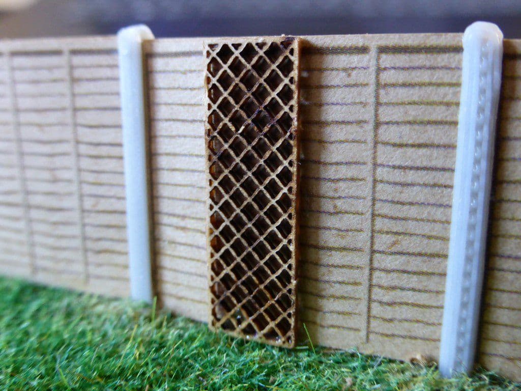 LX163-O Decorative Trellis Panels O/7mm/1:43