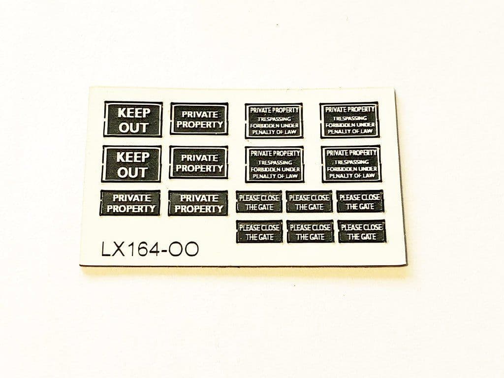 LX164-OO Keep Out/Private Property/Please Close The Gate Signs (Pack of 16) OO/4mm/1:76