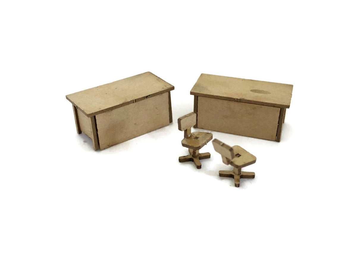 LX284-OO Office Desks & Chairs (Pack of 6) - OO/4mm/1:76