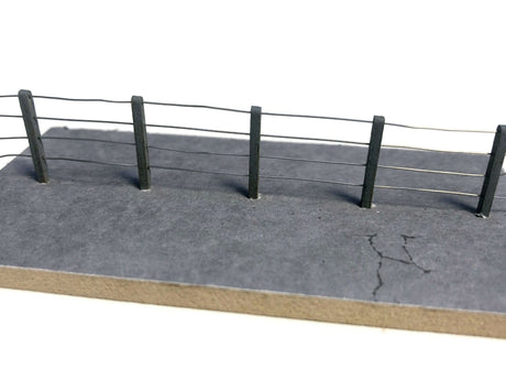 LX377-OO Laser Cut 4ft Concrete Post & Wire Fencing OO/4mm/1:76