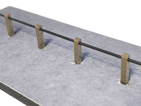 LX379-OO Concrete Barrel Rail Safety Fencing (Single Rail) - OO/4mm/1:76