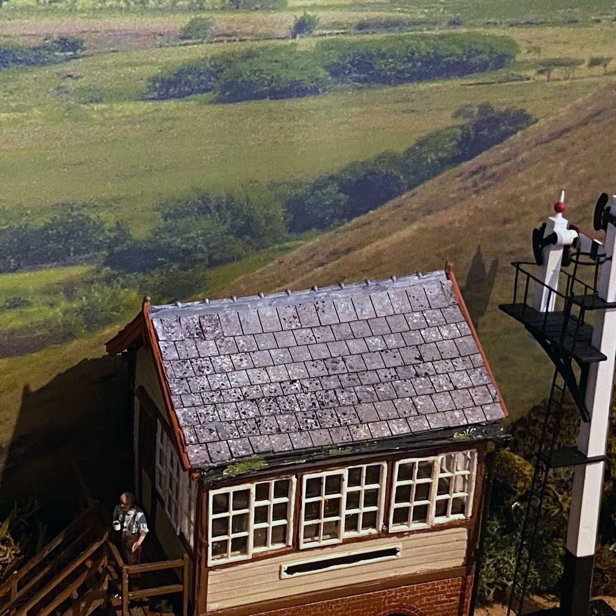 LX410-OO Pre-Weathered Laser Cut Roof Slates (A4 Sheet) - OO/4mm/1:76