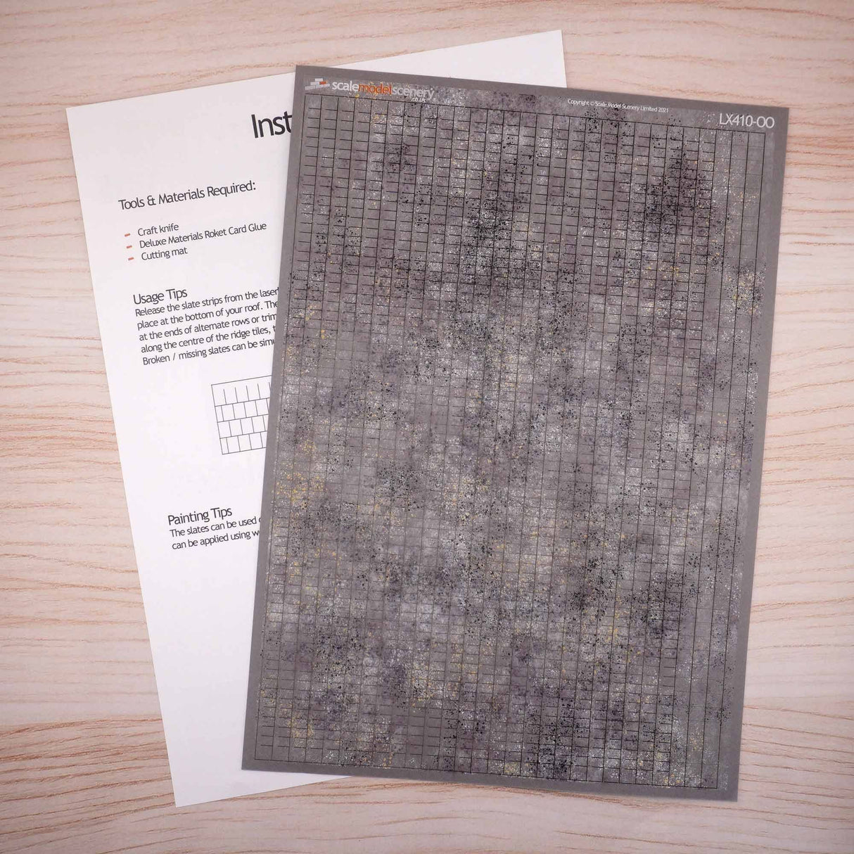 LX410-OO Pre-Weathered Laser Cut Roof Slates (A4 Sheet) - OO/4mm/1:76