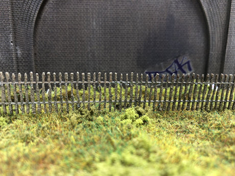 LX433-OO Wooden Paling Fence / Allotment Fence - OO/4mm/1:76