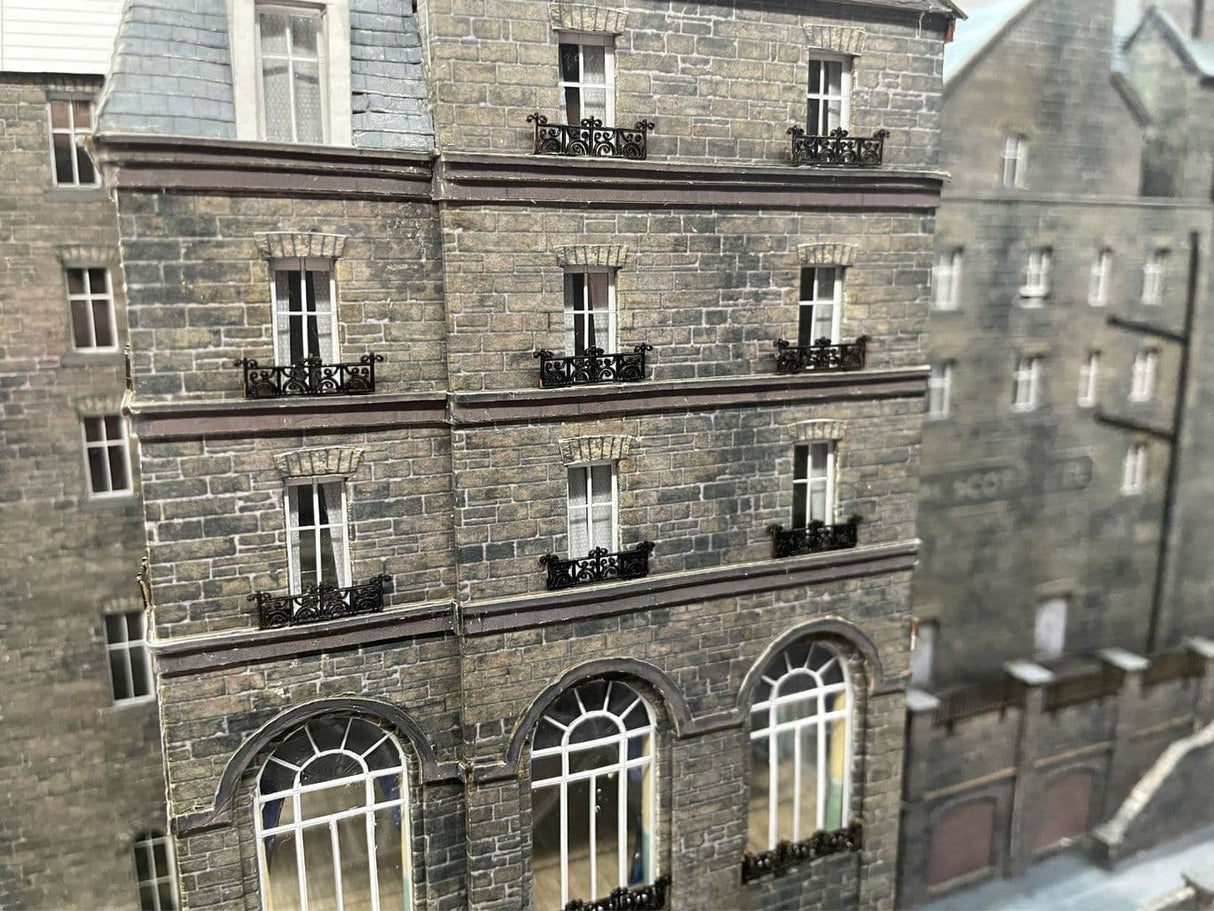 LX451-OO Juliette Balcony Railings (9 short & 4 long) - OO/4mm/1:76