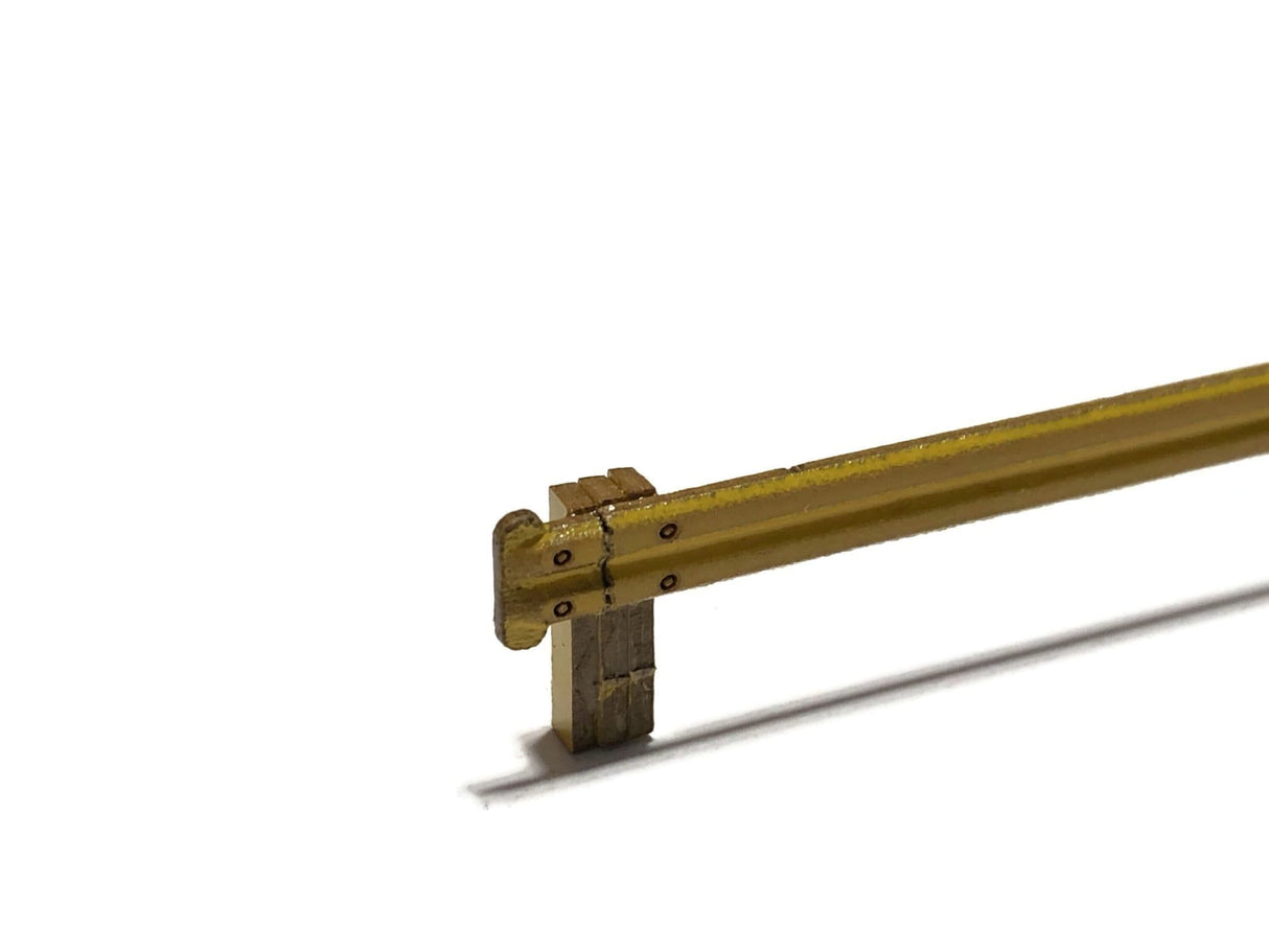 LX463-OO Armco Style Roadside & Depot Safety Barriers (Pack Of 10) OO/4mm/1:76
