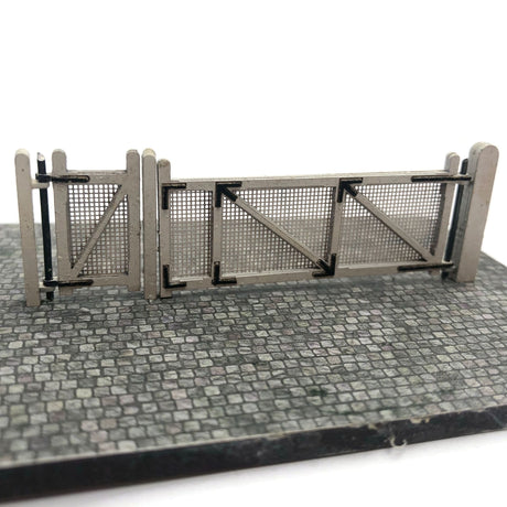 LX484-OO Crossing/Yard Gates (NYMR/Goathland Style) - OO/4mm/1:76